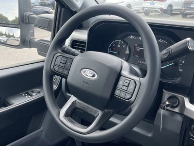 2025 Ford Super Duty F-350 DRW XL