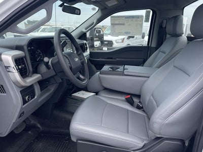 2025 Ford Super Duty F-350 DRW XL