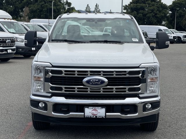 2025 Ford Super Duty F-350 DRW XL