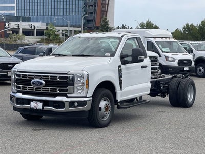 2025 Ford Super Duty F-350 DRW XL