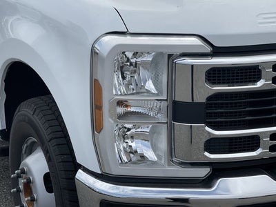 2025 Ford Super Duty F-350 DRW XL