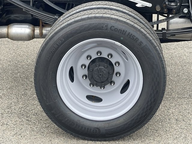 2025 Ford Super Duty F-450 DRW XL