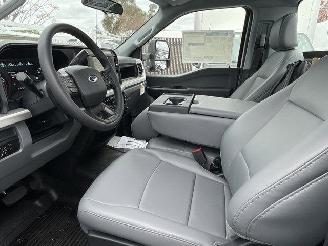 2025 Ford Super Duty F-450 DRW Diesel XL