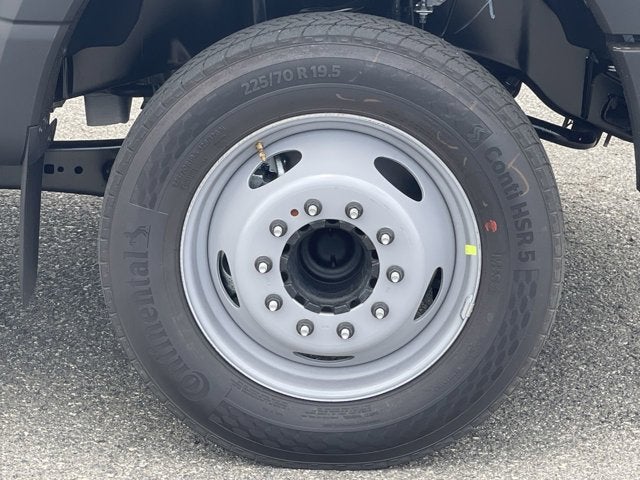 2025 Ford Super Duty F-450 DRW Diesel XL