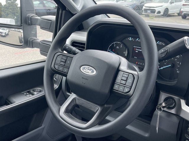 2025 Ford Super Duty F-450 DRW Diesel XL