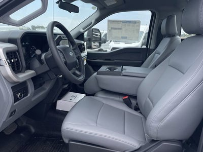 2025 Ford Super Duty F-450 DRW Diesel XL
