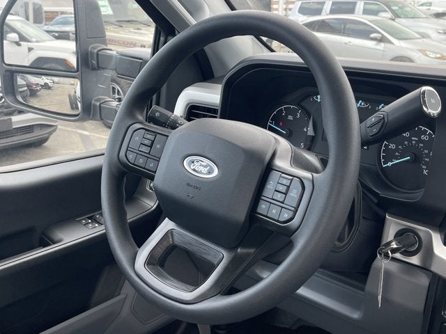 2025 Ford Super Duty F-450 DRW Diesel XL