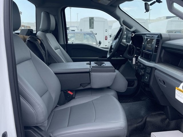 2025 Ford Super Duty F-450 DRW Diesel XL