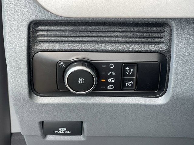 2025 Ford Super Duty F-450 DRW Diesel XL