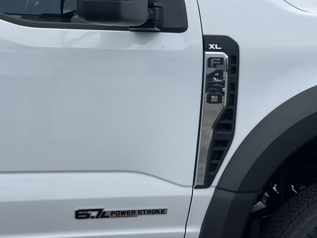 2025 Ford Super Duty F-450 DRW Diesel XL