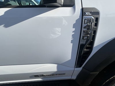 2024 Ford Super Duty F-450 DRW Diesel XL