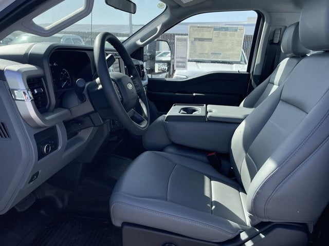 2024 Ford Super Duty F-550 DRW XL