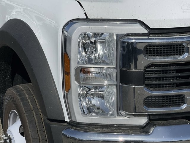 2024 Ford Super Duty F-550 DRW XL