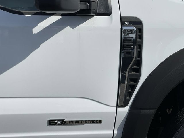 2025 Ford Super Duty F-550 DRW Diesel XL