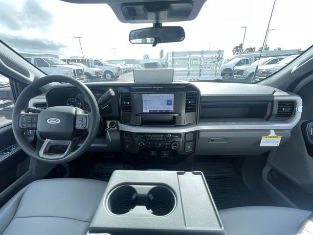 2025 Ford Super Duty F-550 DRW Diesel XL