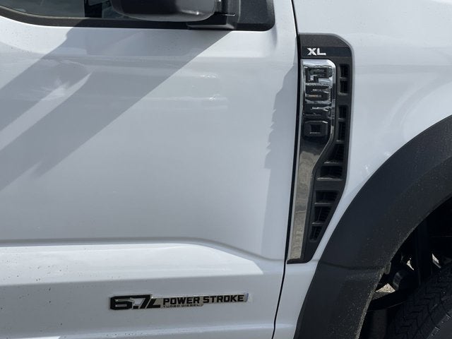 2025 Ford Super Duty F-550 DRW Diesel XL