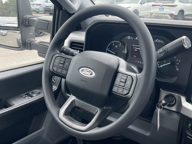 2025 Ford Super Duty F-550 DRW Diesel XL