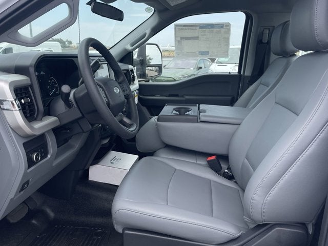 2025 Ford Super Duty F-550 DRW Diesel XL