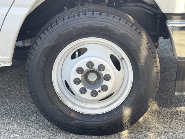 2026 Ford E-Series Cutaway E-350 SRW 138" WB