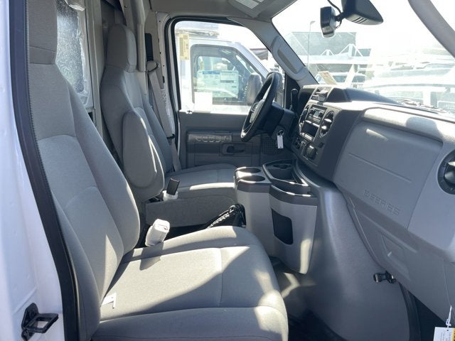 2026 Ford E-Series Cutaway E-350 SRW 138" WB