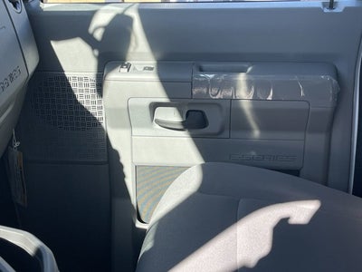 2026 Ford E-Series Cutaway E-350 SRW 138" WB