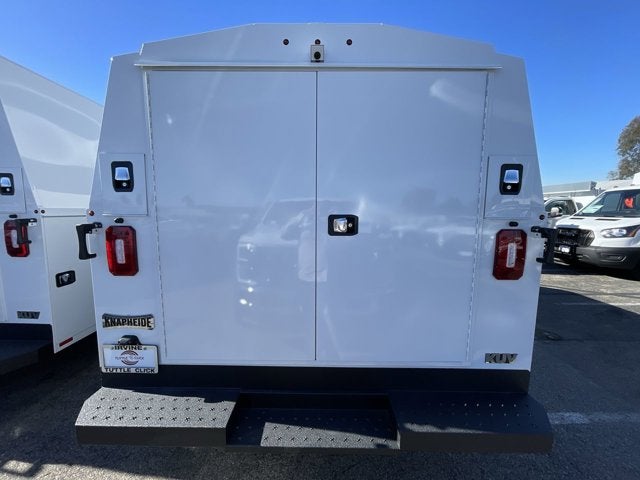 2026 Ford E-Series Cutaway E-350 SRW 138" WB