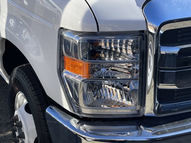 2026 Ford E-Series Cutaway E-350 SRW 138" WB