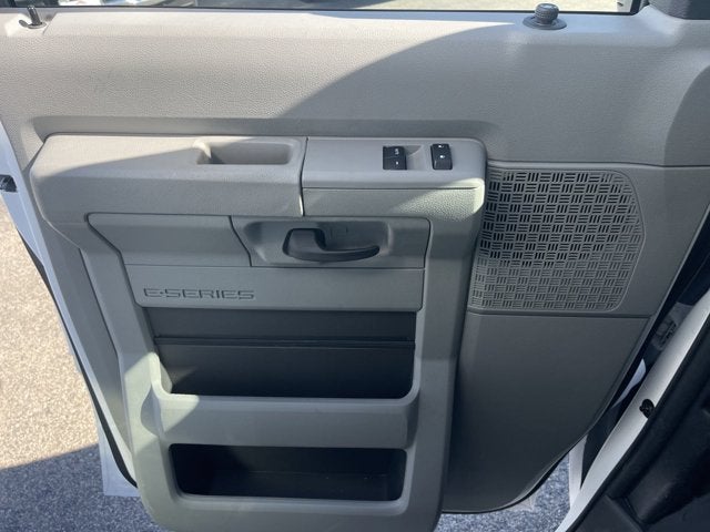 2027 Ford E-Series Cutaway E-350 SRW 138" WB