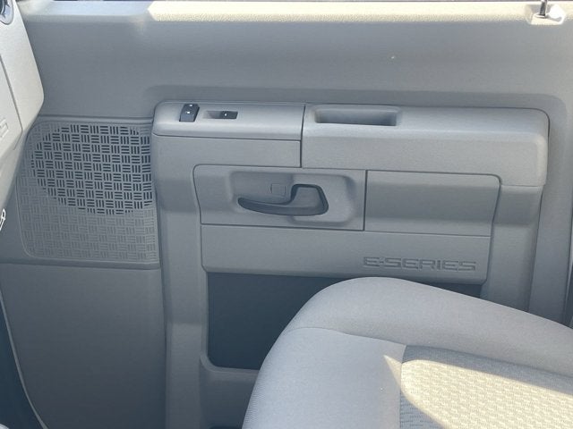 2027 Ford E-Series Cutaway E-350 SRW 138" WB