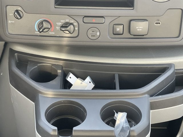 2025 Ford E-Series Cutaway E-350 SRW 138" WB