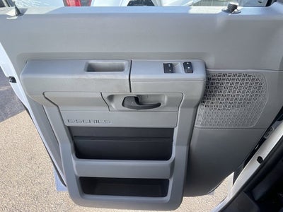 2025 Ford E-Series Cutaway E-350 SRW 138" WB