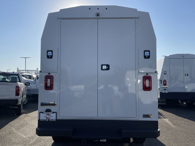 2025 Ford E-Series Cutaway E-350 SRW 138" WB