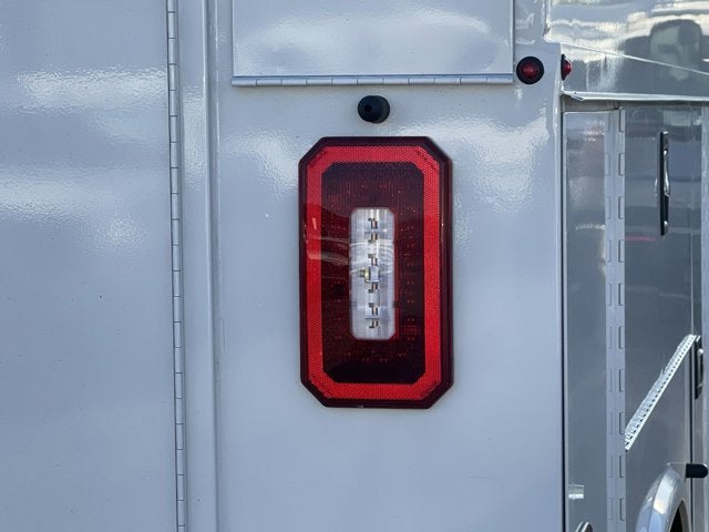 2025 Ford E-Series Cutaway E-350 SRW 138" WB