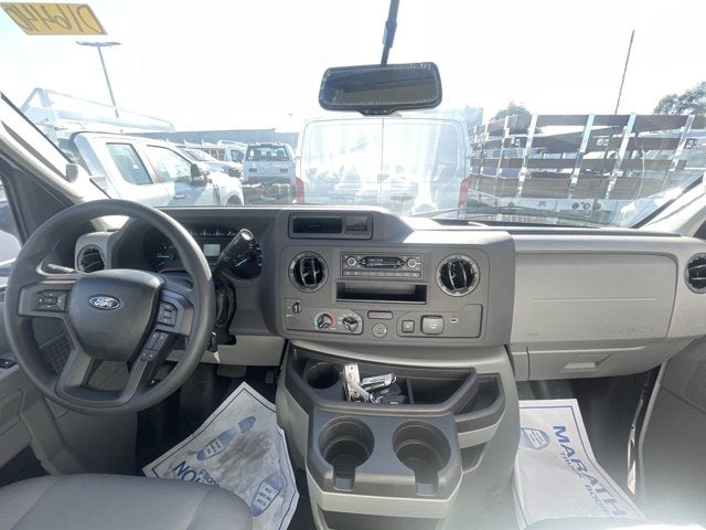 2025 Ford E-Series Cutaway E-450 DRW 158" WB