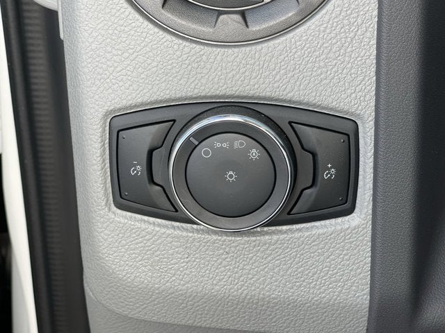 2025 Ford E-Series Cutaway E-450 DRW 158" WB