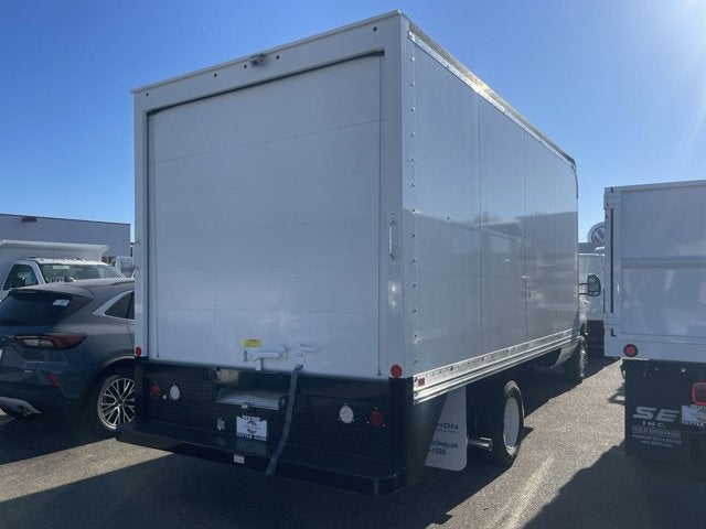 2025 Ford E-Series Cutaway E-450 DRW 158" WB