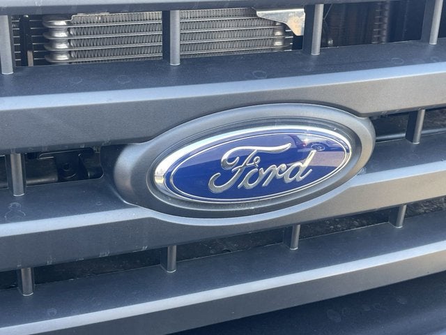 2025 Ford E-Series Cutaway E-450 DRW 158" WB