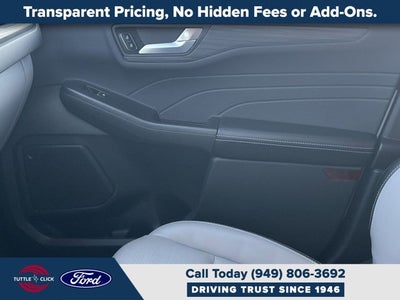 2024 Ford Escape Platinum