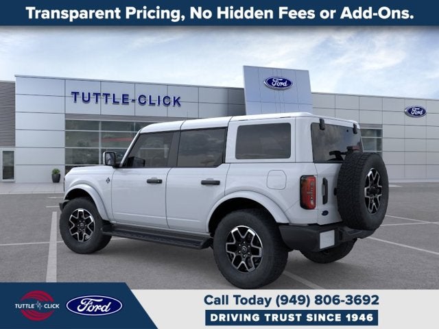 2026 Ford Bronco Outer Banks