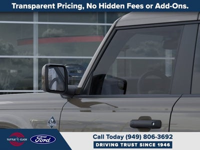 2026 Ford Bronco Outer Banks