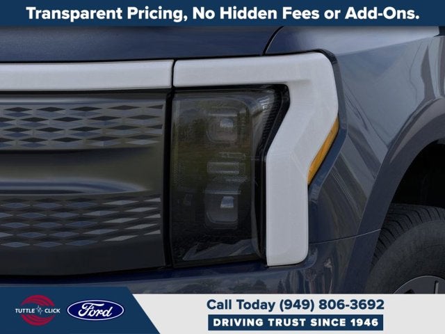 2025 Ford F-150 Lightning Flash