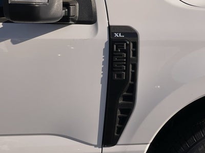 2027 Ford Super Duty F-250 SRW XL