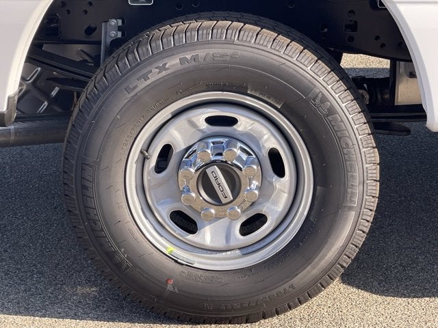2027 Ford Super Duty F-250 SRW XL