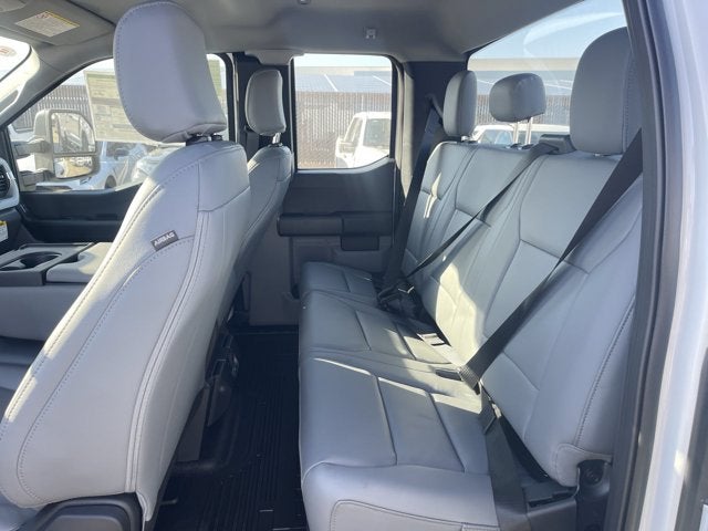 2027 Ford Super Duty F-250 SRW XL