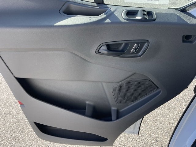 2025 Ford Transit Cargo Van T-250 148" Med Rf 9070 GVWR RWD