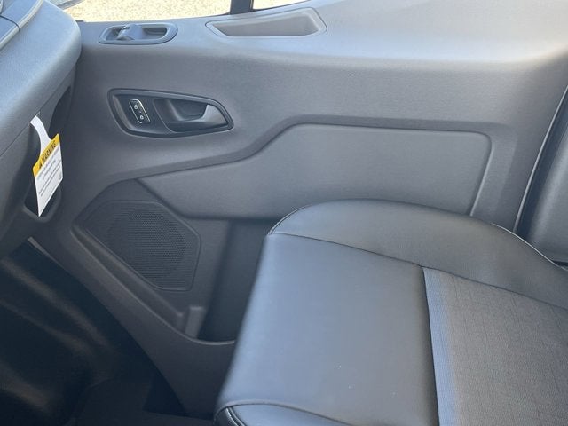 2025 Ford Transit Cargo Van T-250 148" Med Rf 9070 GVWR RWD