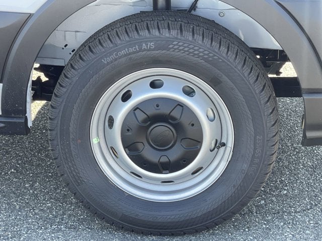 2025 Ford Transit Cargo Van T-250 148" Med Rf 9070 GVWR RWD