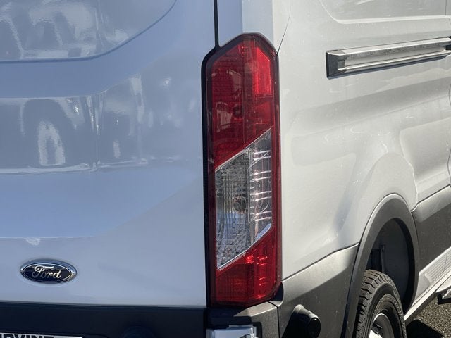 2025 Ford Transit Cargo Van T-250 148" Med Rf 9070 GVWR RWD