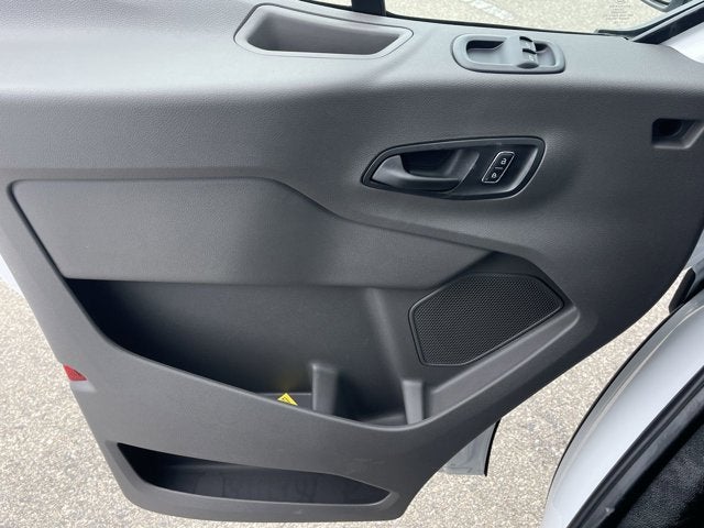 2025 Ford Transit Cargo Van T-250 148" Med Rf 9070 GVWR AWD