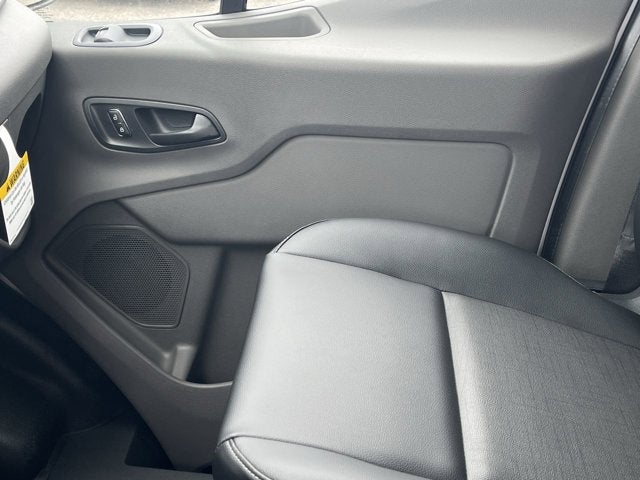 2025 Ford Transit Cargo Van T-250 148" Med Rf 9070 GVWR AWD